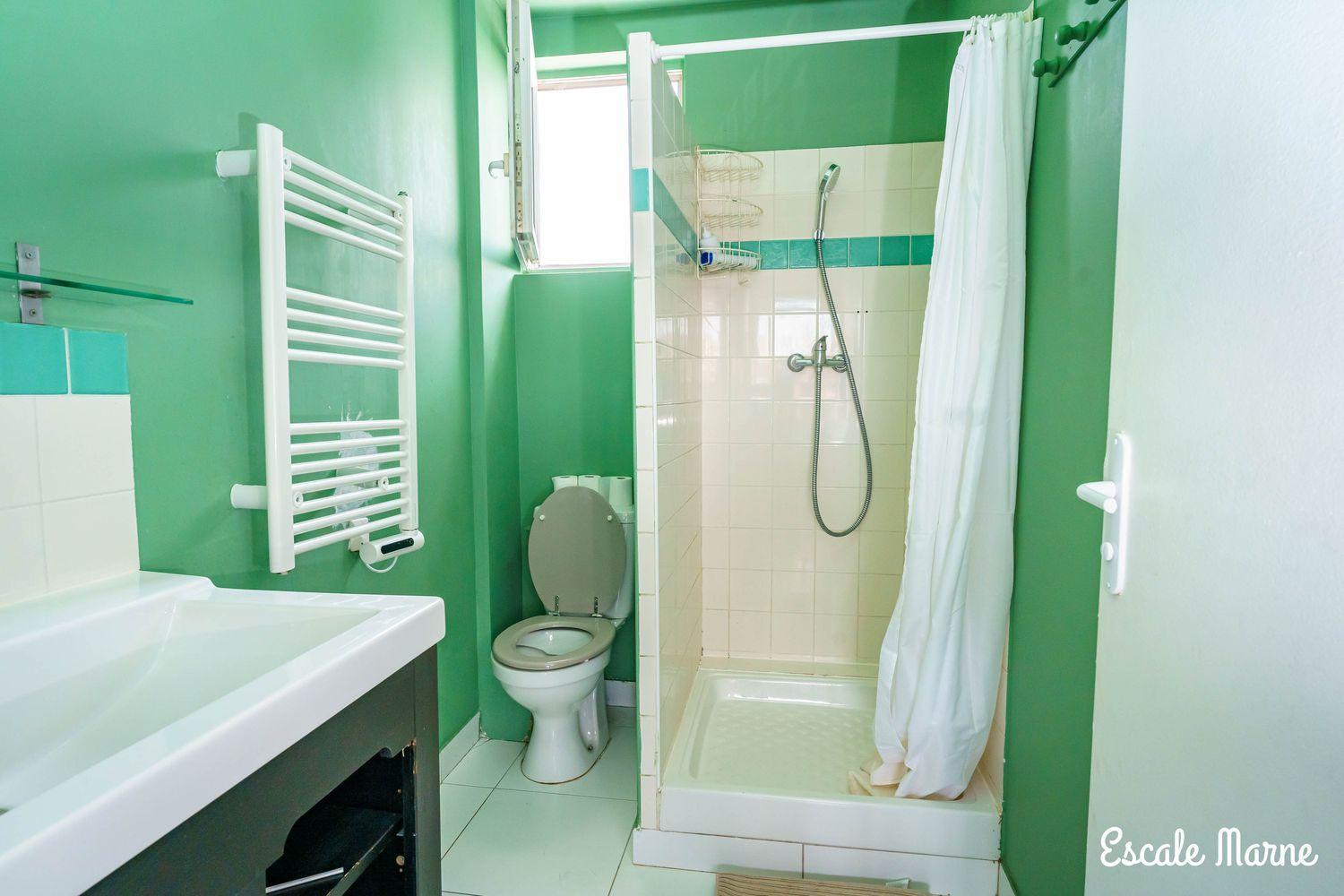 Escale-Marne Fr - 101 - Free Parking - Free Luggage Storage - All Equipped - Linen Included - Washing Machine - Luxury Eve Sleep Mattress 160X200 - 10Mn Walk Metro 8 - Rer A - Panoramic View - From 1 To 4 Guests Maisons-Alfort Luaran gambar